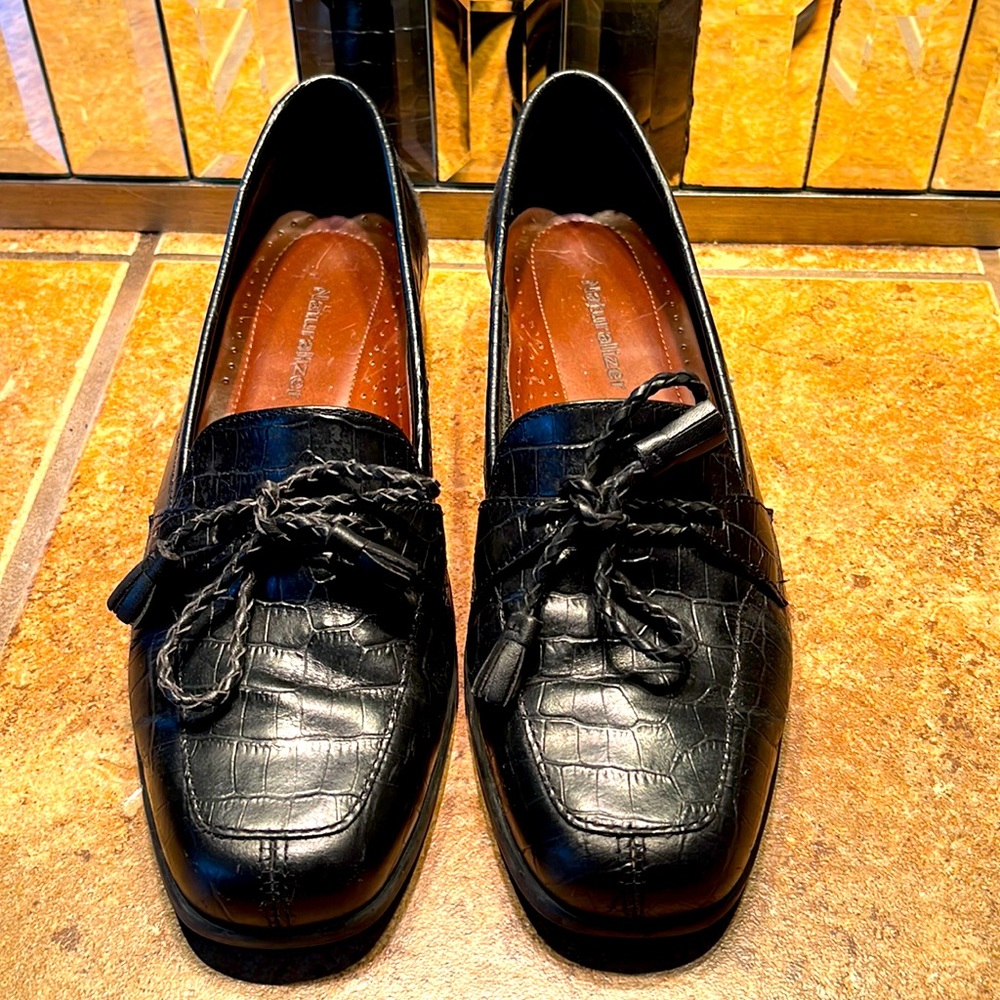 COPY - Naturalizer Reptile Leather Loafers